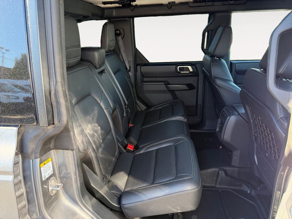 Used 2025 Ford Bronco Badlands AWD/4WD image 23