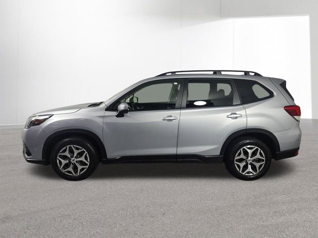 Used 2022 Subaru Forester Premium AWD/4WD image 29