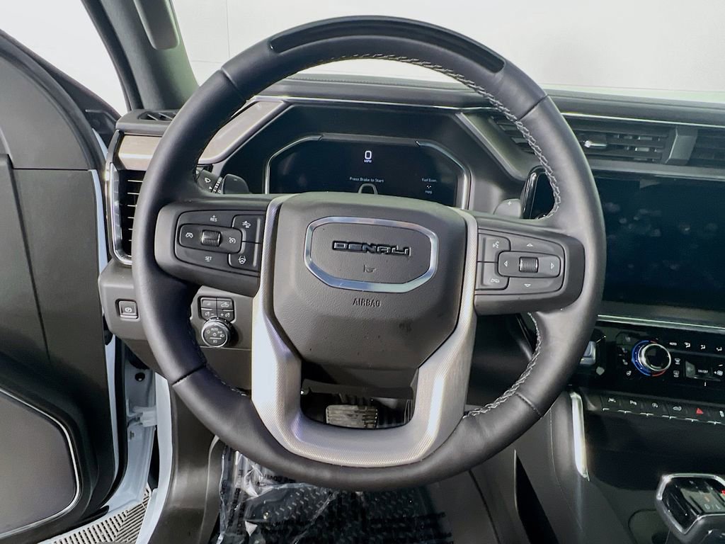 New 2026 GMC Sierra 1500 Denali image 9