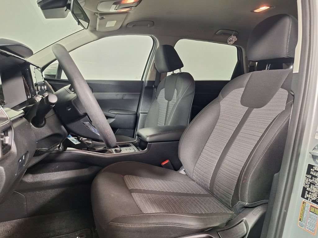 Used 2022 Kia Sorento LX FWD image 22