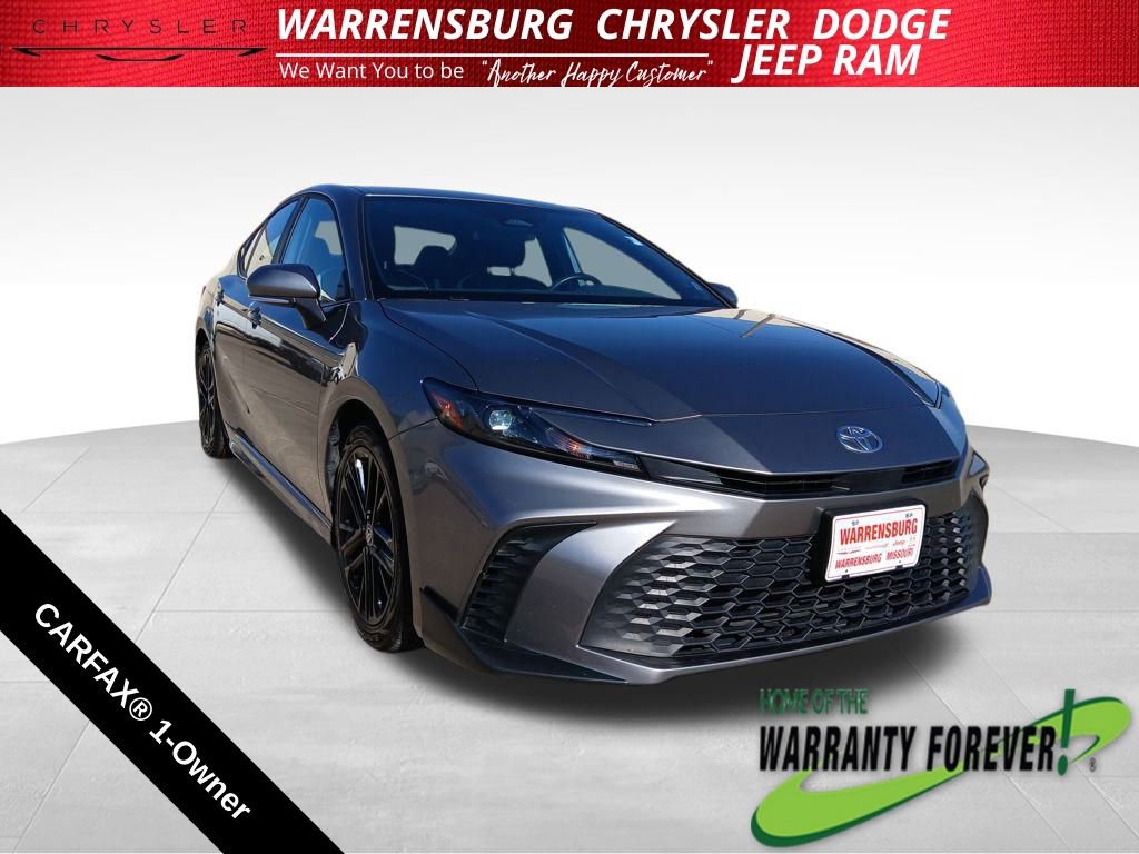 Used 2025 Toyota Camry SE