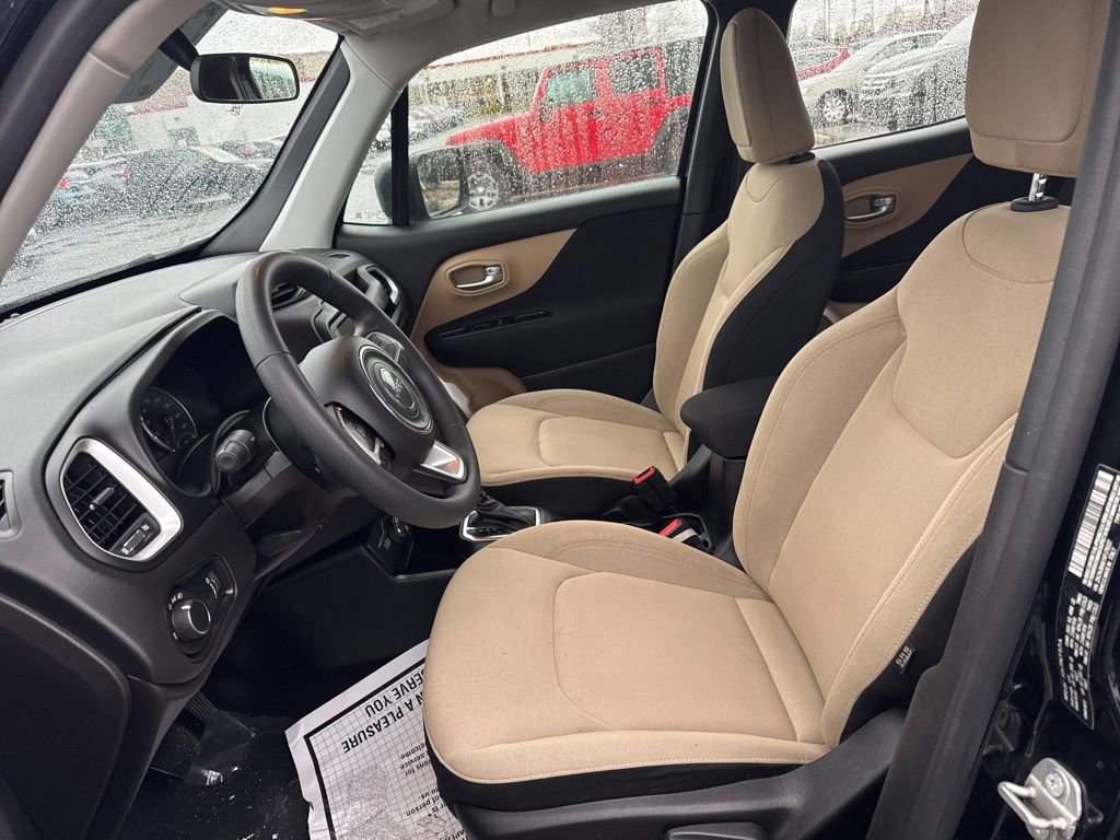Used 2019 Jeep Renegade Sport image 5