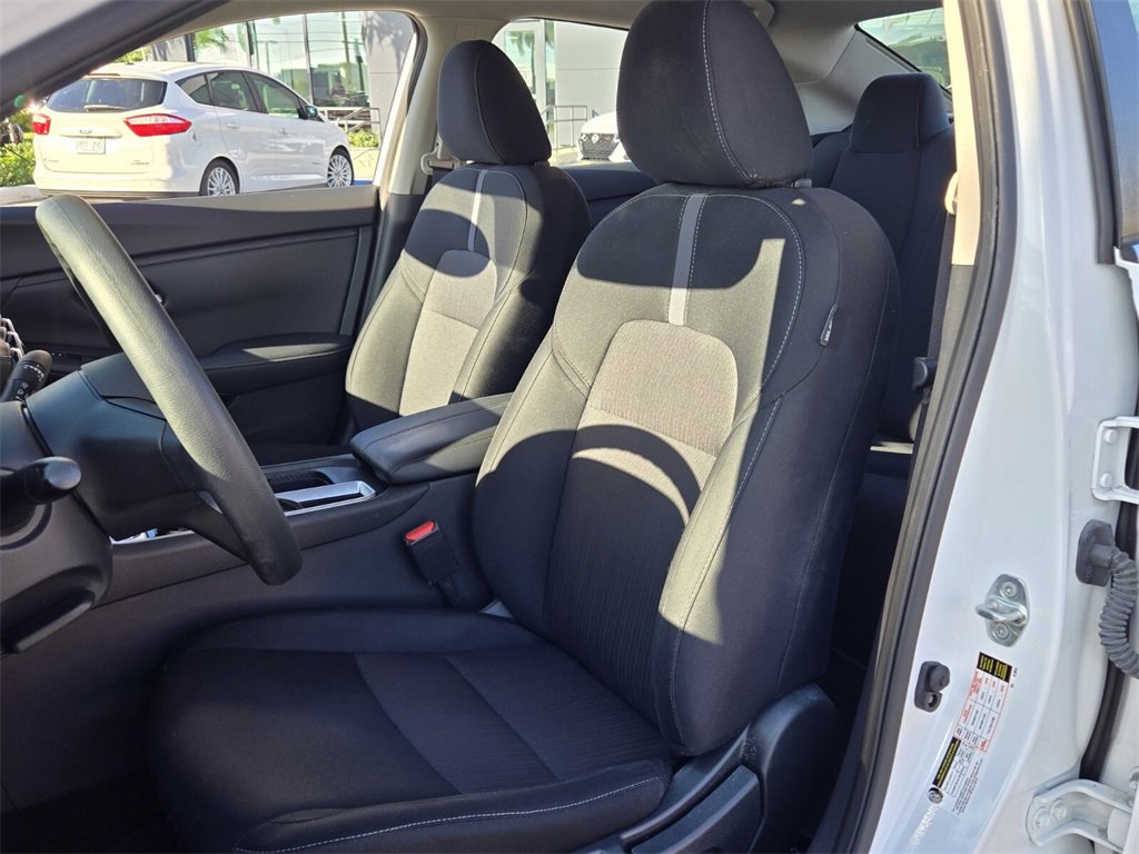 Used 2024 Nissan Sentra SV image 12