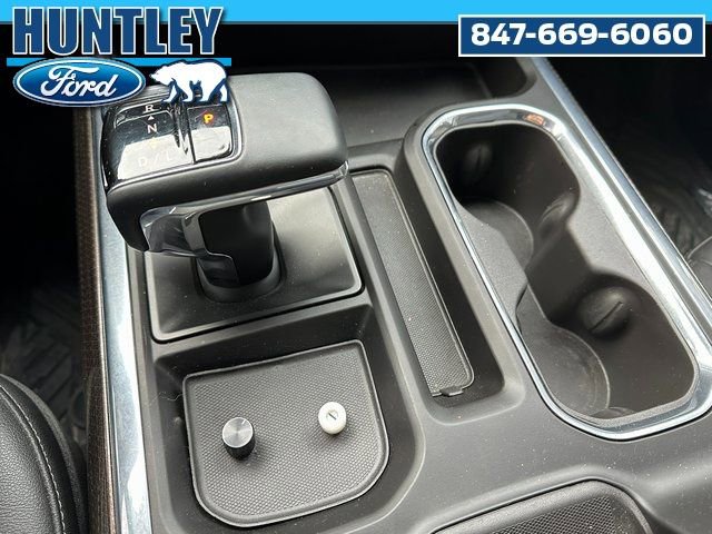 Used 2024 Chevrolet Silverado 1500 RST AWD/4WD image 16