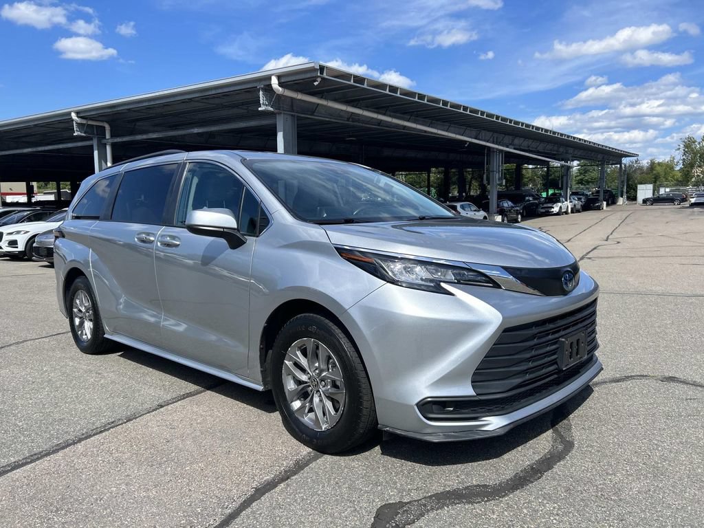 Used 2023 Toyota Sienna LE