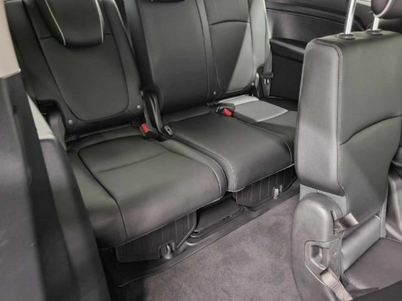 New 2026 Honda Odyssey Touring image 25