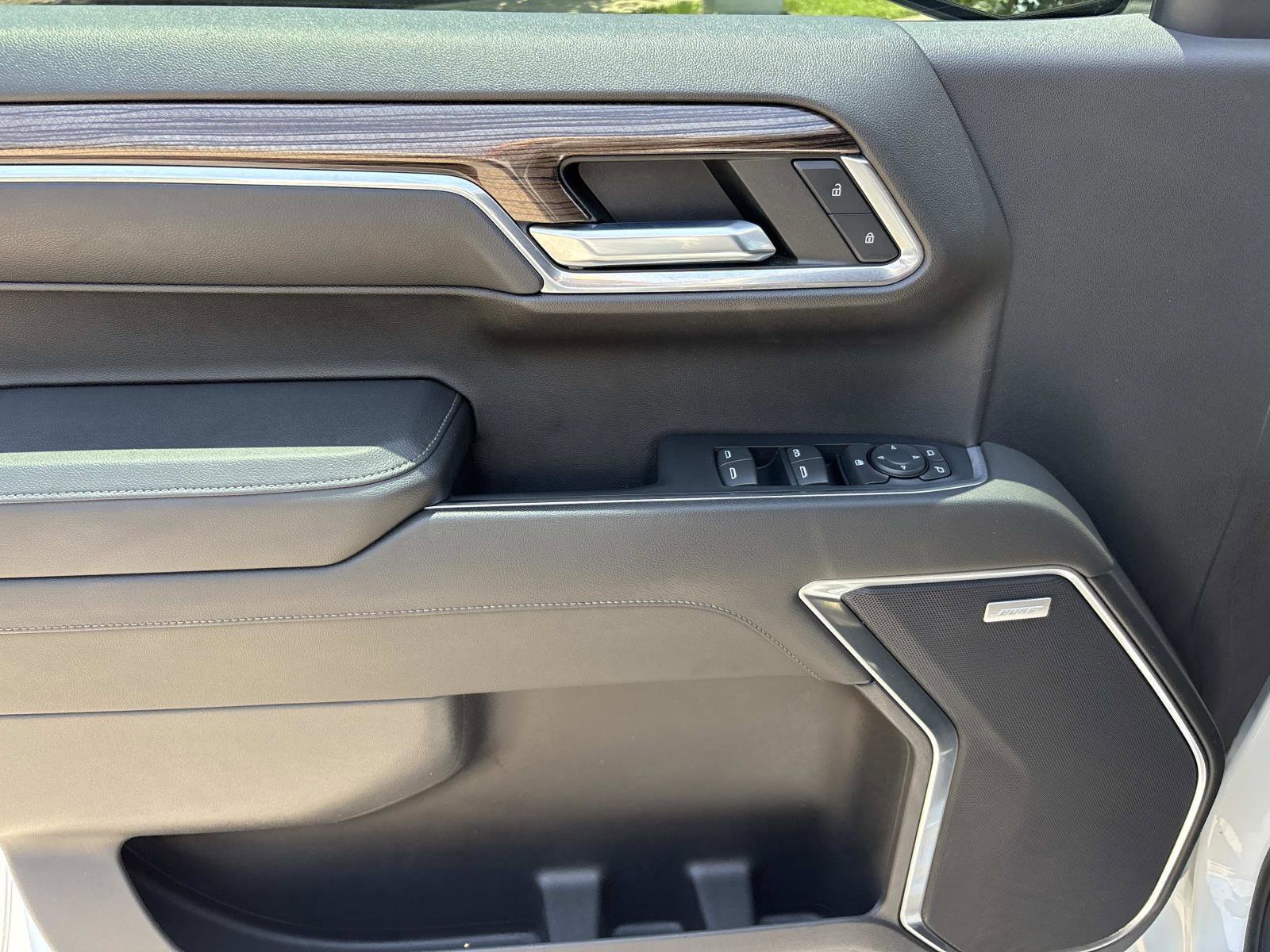 Used 2022 Chevrolet Silverado 1500 LT Trail Boss w/ Convenience Package II AWD/4WD image 13