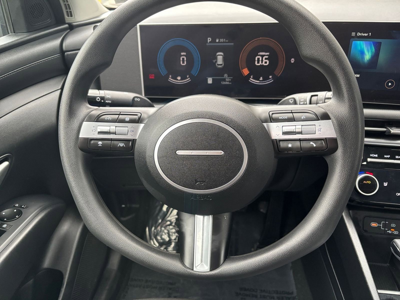 Used 2025 Hyundai Tucson SEL FWD image 28
