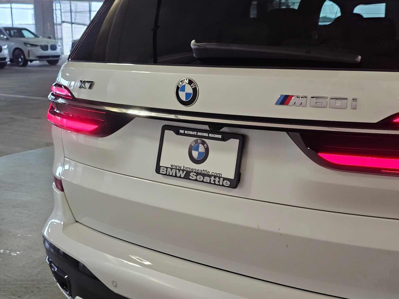 Used 2023 BMW X7 M60i w/ Executive Package AWD/4WD image 7