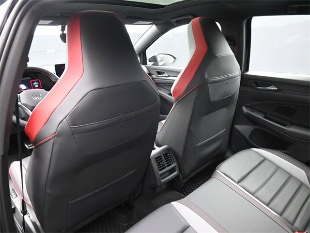 New 2025 Volkswagen GTI SE image 10
