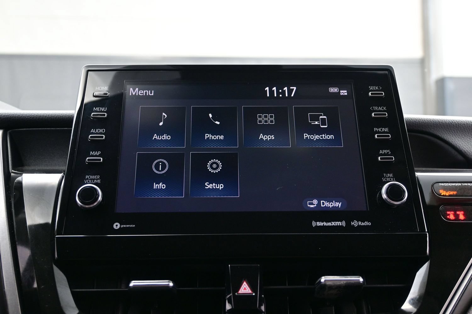 Used 2022 Toyota Camry XLE FWD image 17