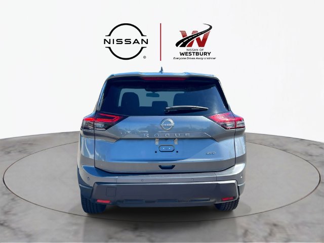 Used 2025 Nissan Rogue SV AWD/4WD image 7