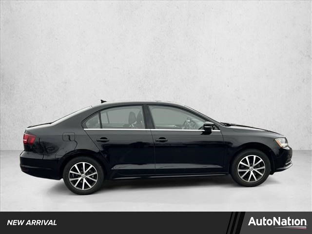 Used 2018 Volkswagen Jetta SE image 1
