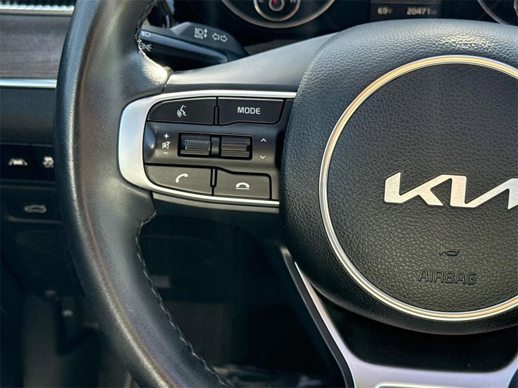 Used 2023 Kia K5 EX image 12