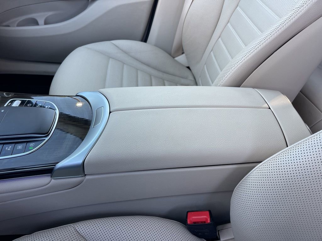 Used 2021 Mercedes-Benz GLC 300 4MATIC image 13