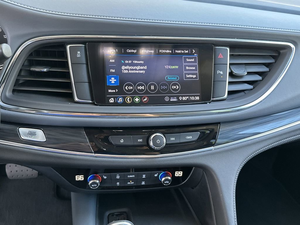 Used 2021 Buick Enclave Essence FWD image 23