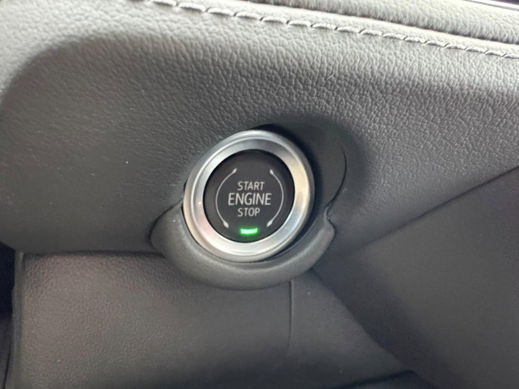 Used 2025 Chevrolet Tahoe LS image 24