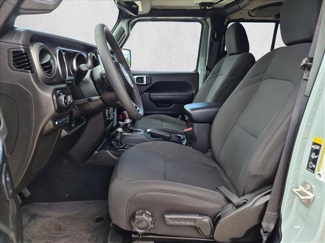 Used 2023 Jeep Wrangler Unlimited w/ Cold Weather Group AWD/4WD image 14