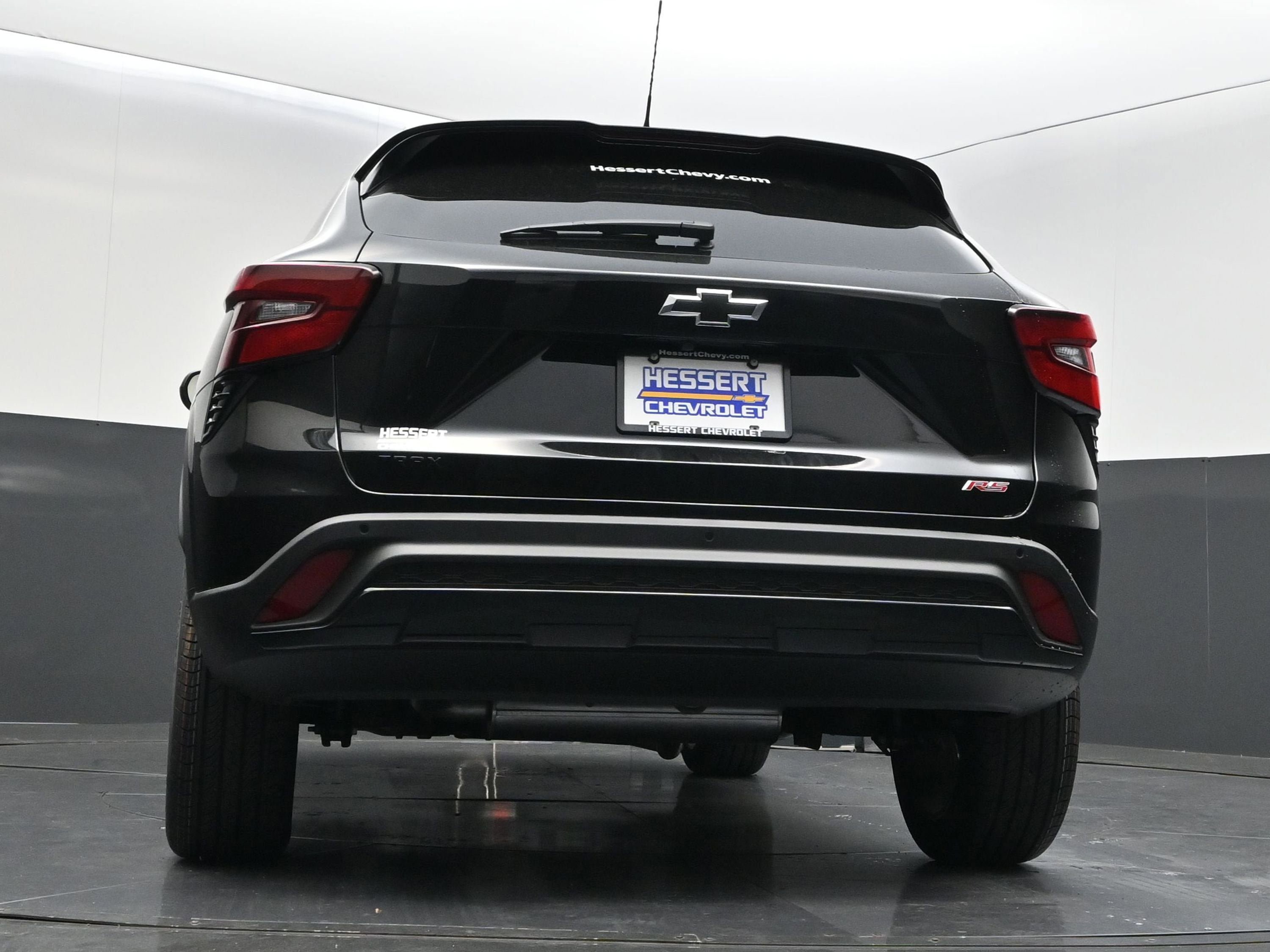 New 2026 Chevrolet Trax RS w/ Sunroof Package FWD image 40