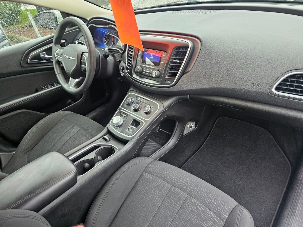 Used 2016 Chrysler 200 LX image 13