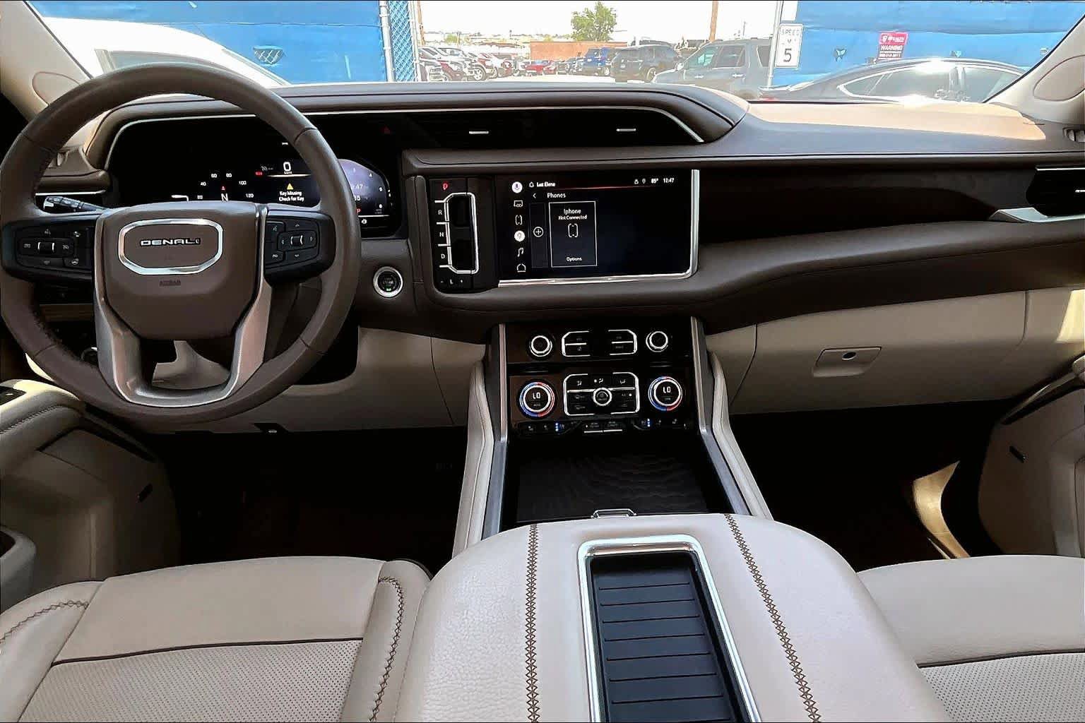 Used 2022 GMC Yukon Denali w/ Max Trailering Package image 15