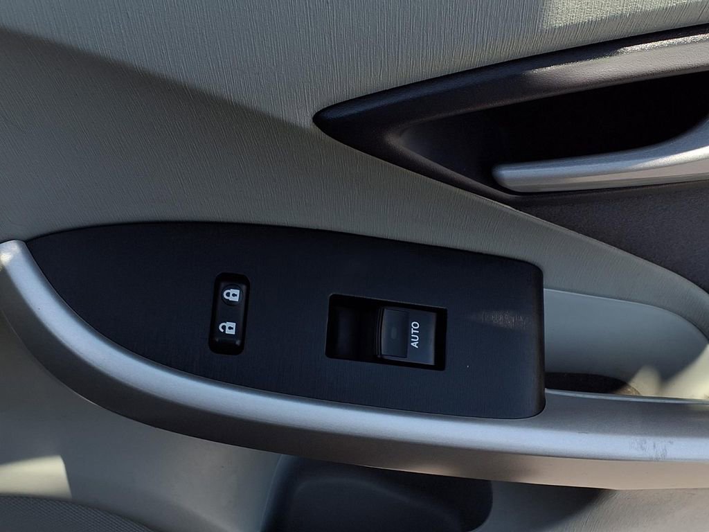 Used 2011 Toyota Prius Two image 24