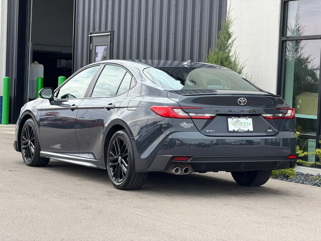 Used 2025 Toyota Camry SE FWD image 3