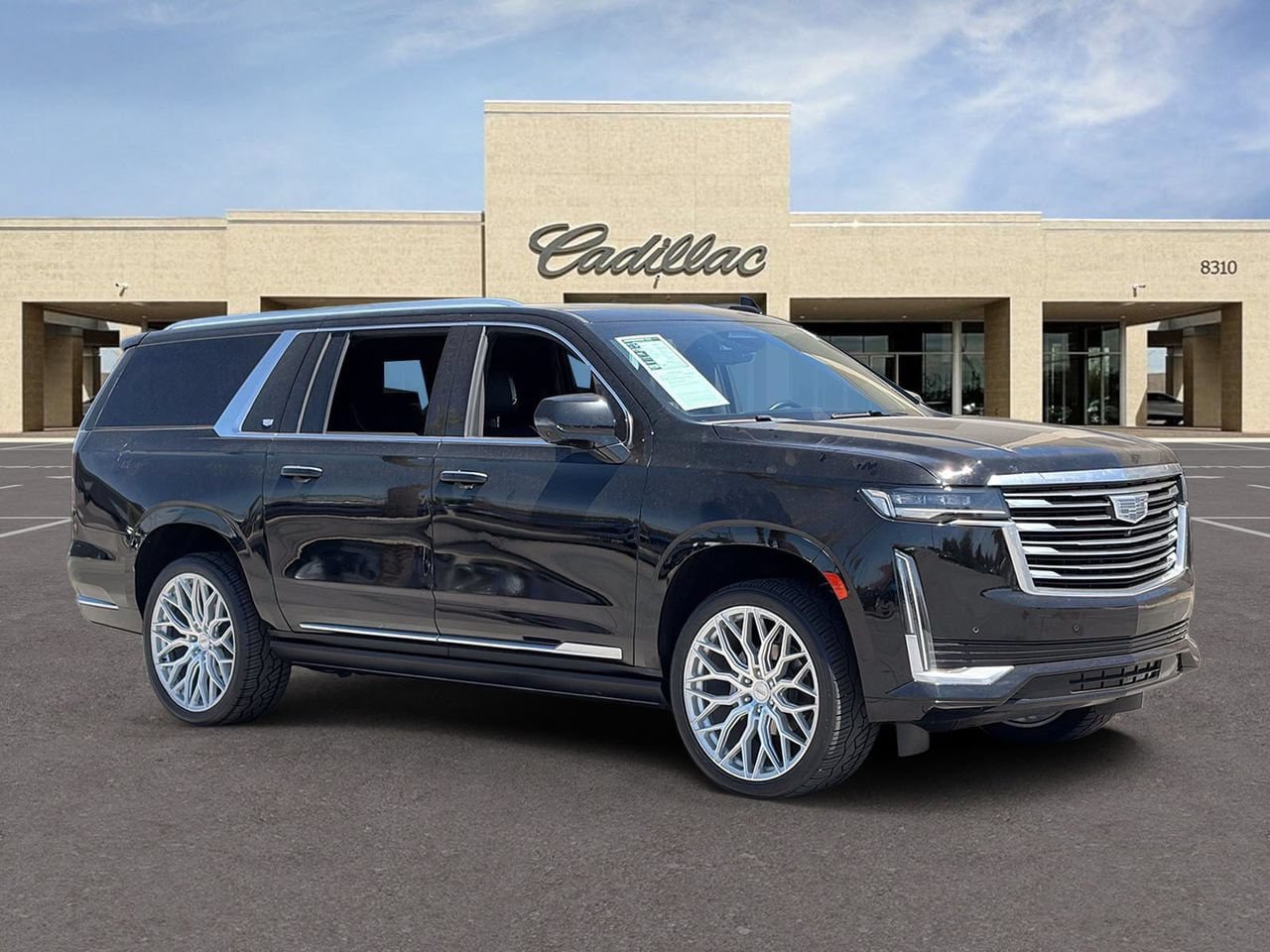 Used 2021 Cadillac Escalade ESV Premium Luxury Platinum AWD/4WD image 3