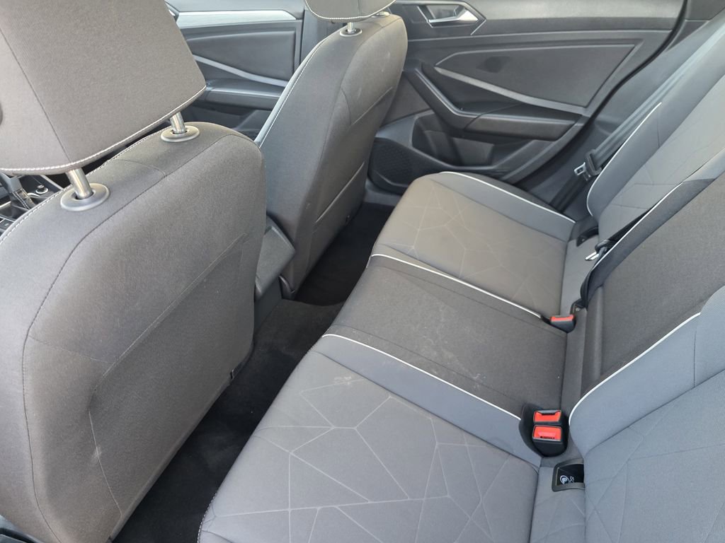 Used 2025 Volkswagen Jetta Sport image 19