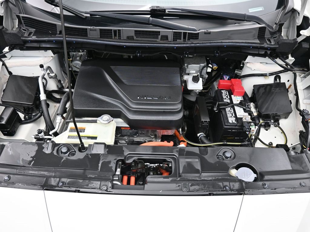 Used 2023 Nissan Leaf S image 15