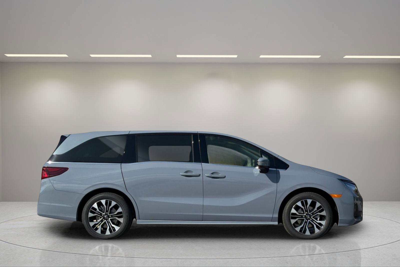 New 2027 Honda Odyssey Elite image 2