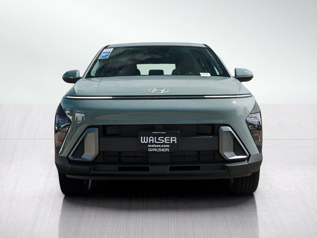 New 2027 Hyundai Kona SE AWD/4WD image 2