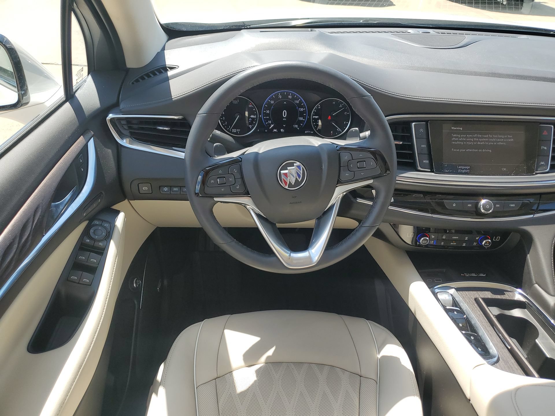 Used 2023 Buick Enclave Avenir w/ Avenir Technology Package AWD/4WD image 18