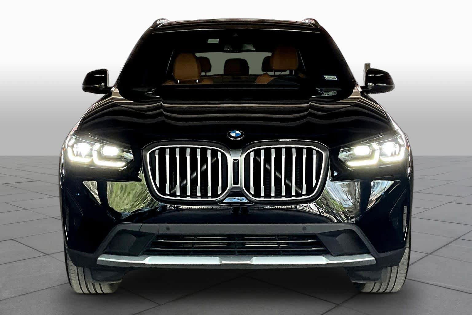 Used 2024 BMW X3 sDrive30i w/ Convenience Package w/ZPA image 3