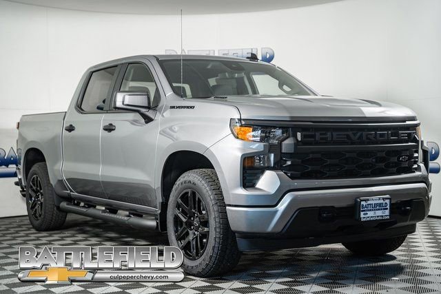 New 2026 Chevrolet Silverado 1500 Custom w/ Turbomax Blackout Package image 1