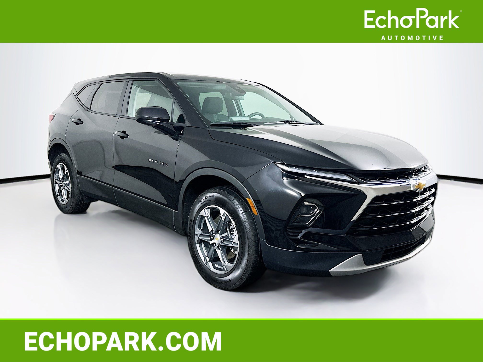Used 2025 Chevrolet Blazer LT image 1