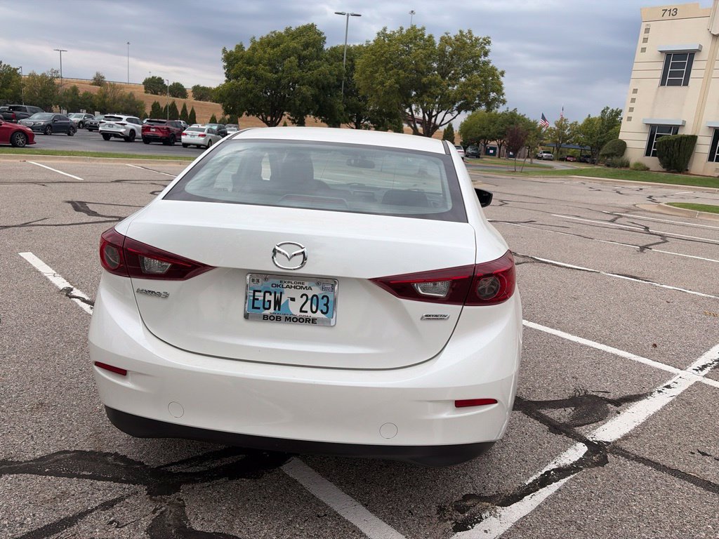 Used 2014 MAZDA MAZDA3 i SV FWD image 12