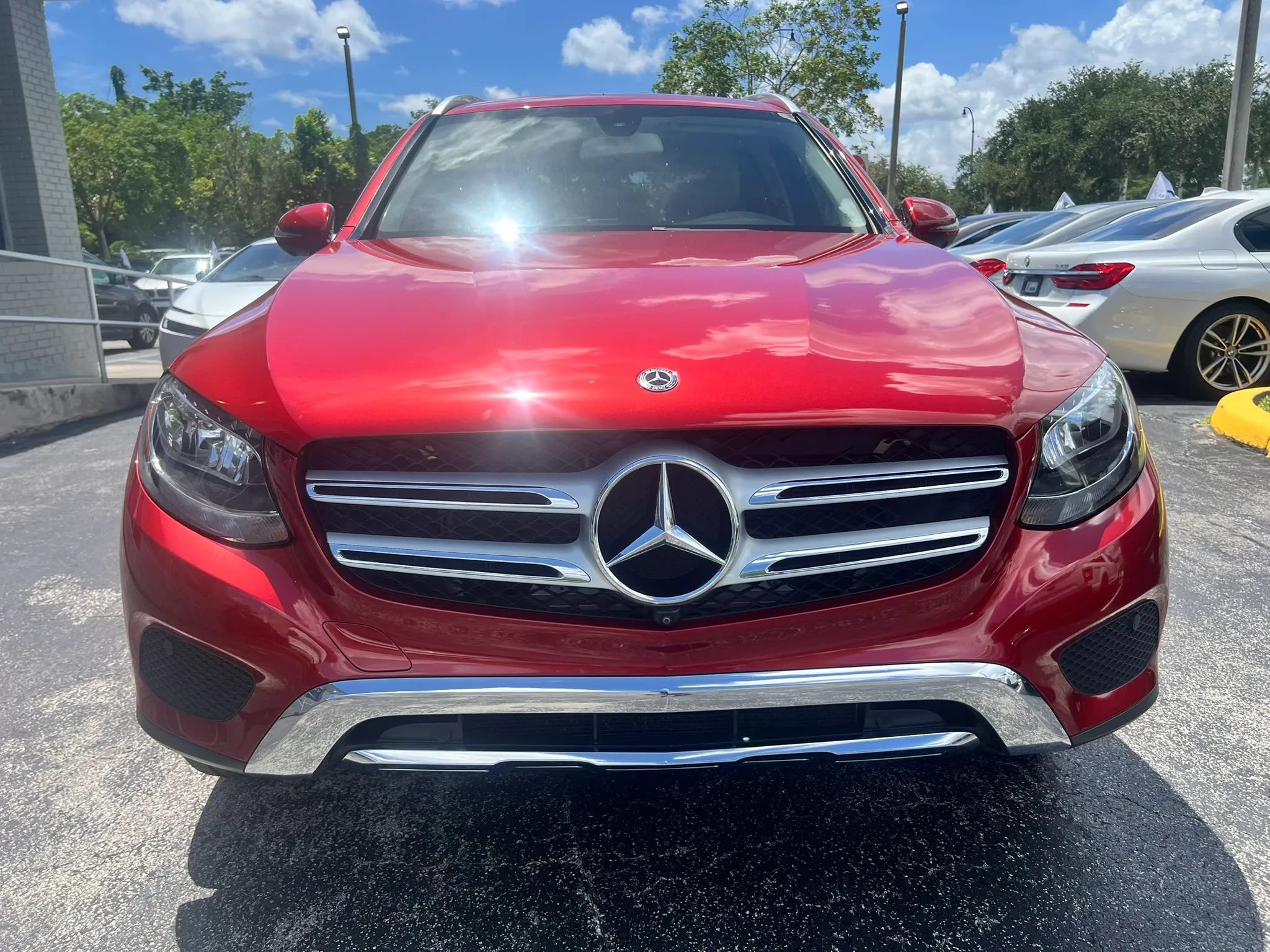 Used 2019 Mercedes-Benz GLC 300 image 4