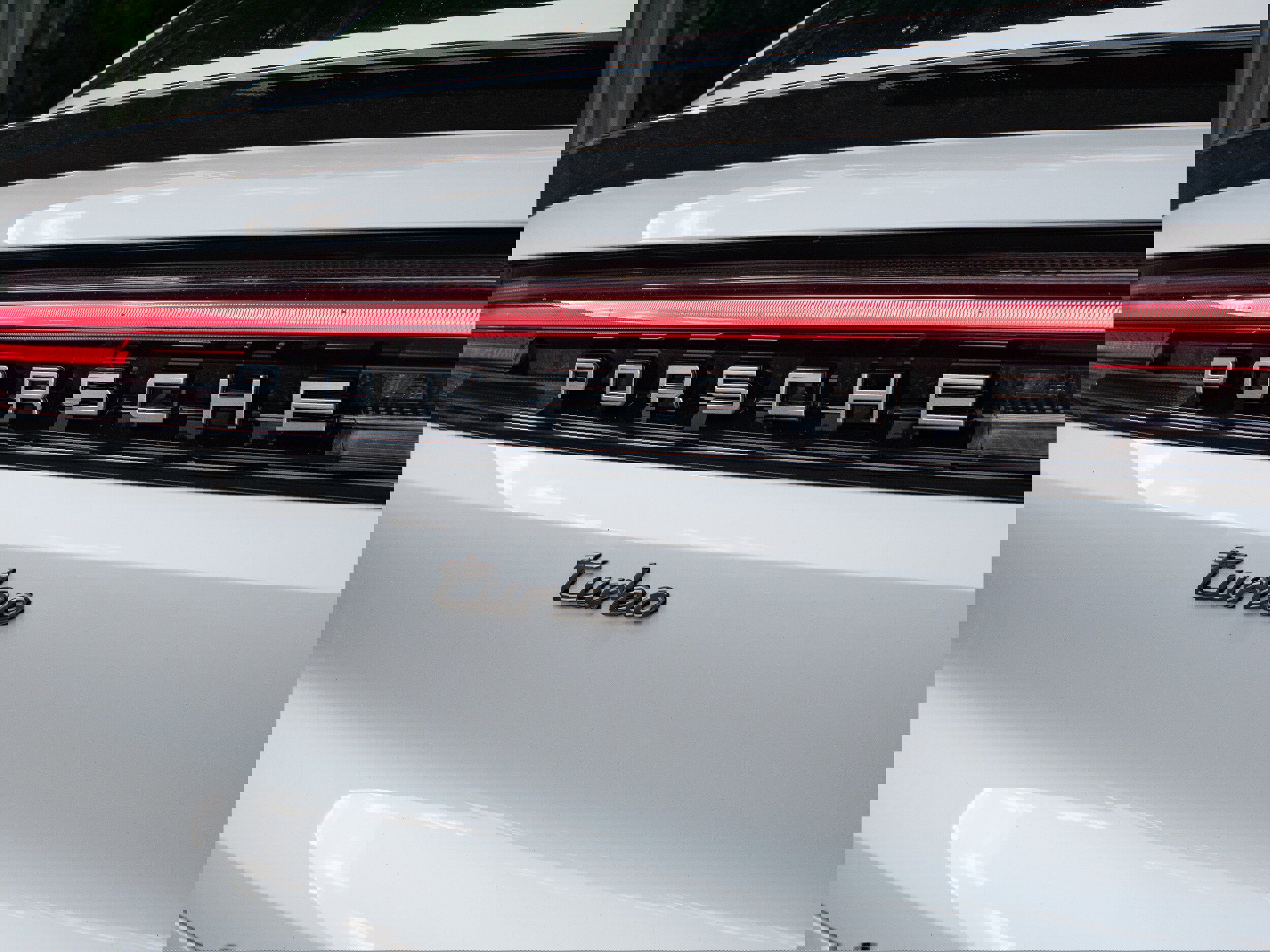 New 2025 Porsche Cayenne Turbo image 16