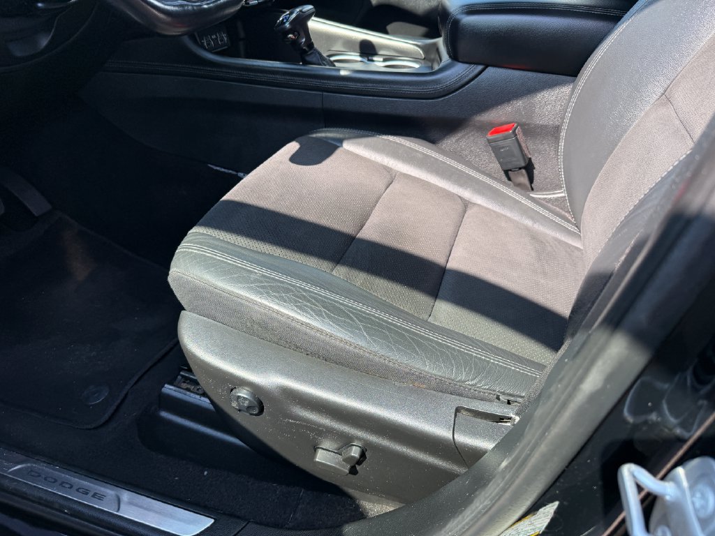 Used 2022 Dodge Durango GT RWD image 23