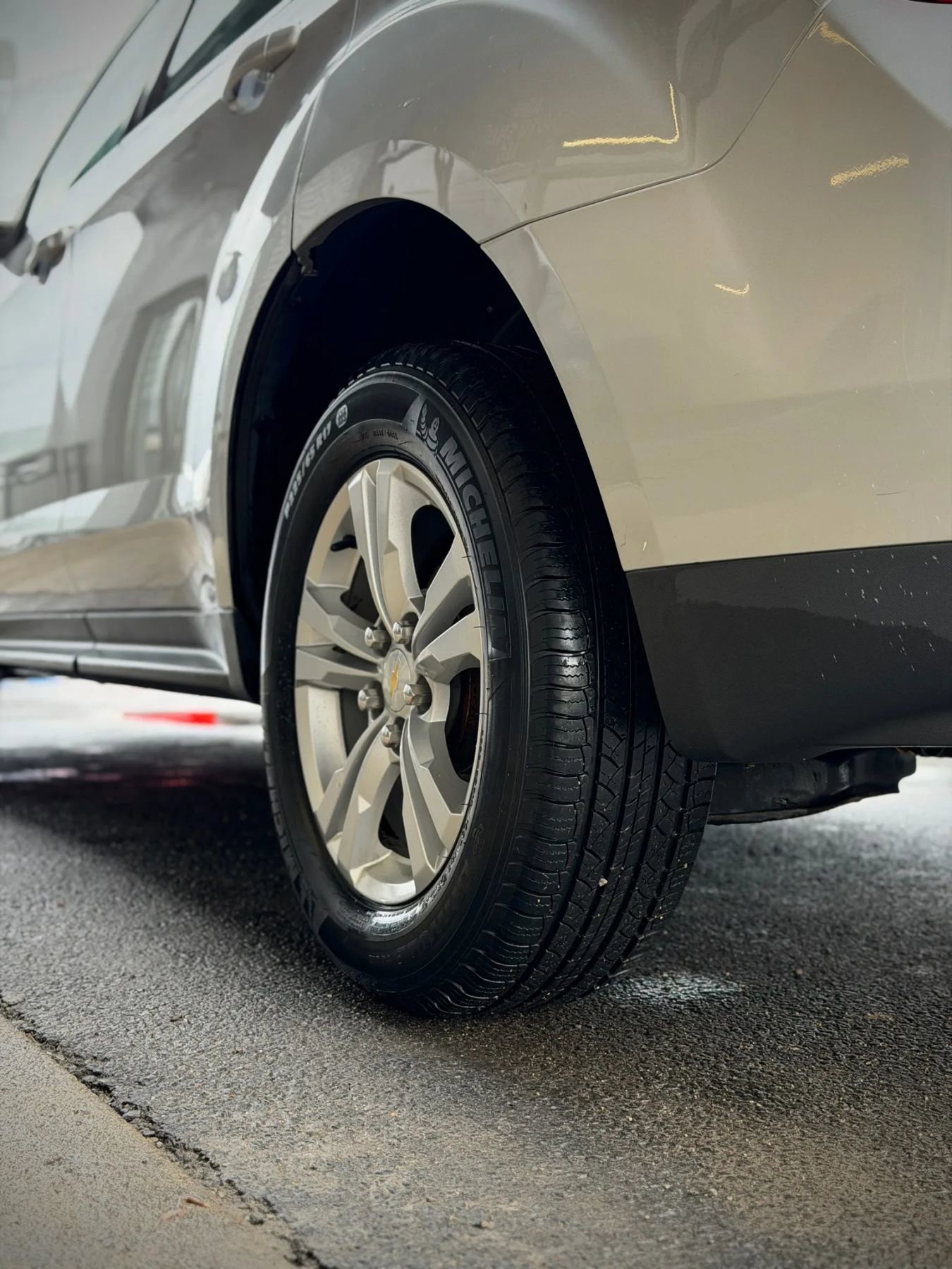 Used 2013 Chevrolet Equinox LS image 22