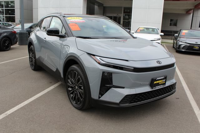 Certified 2026 Toyota C-HR AWD/4WD image 2