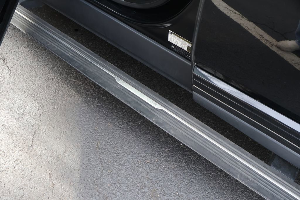 Used 2021 Land Rover Range Rover P525 Westminster Edition LWB image 13