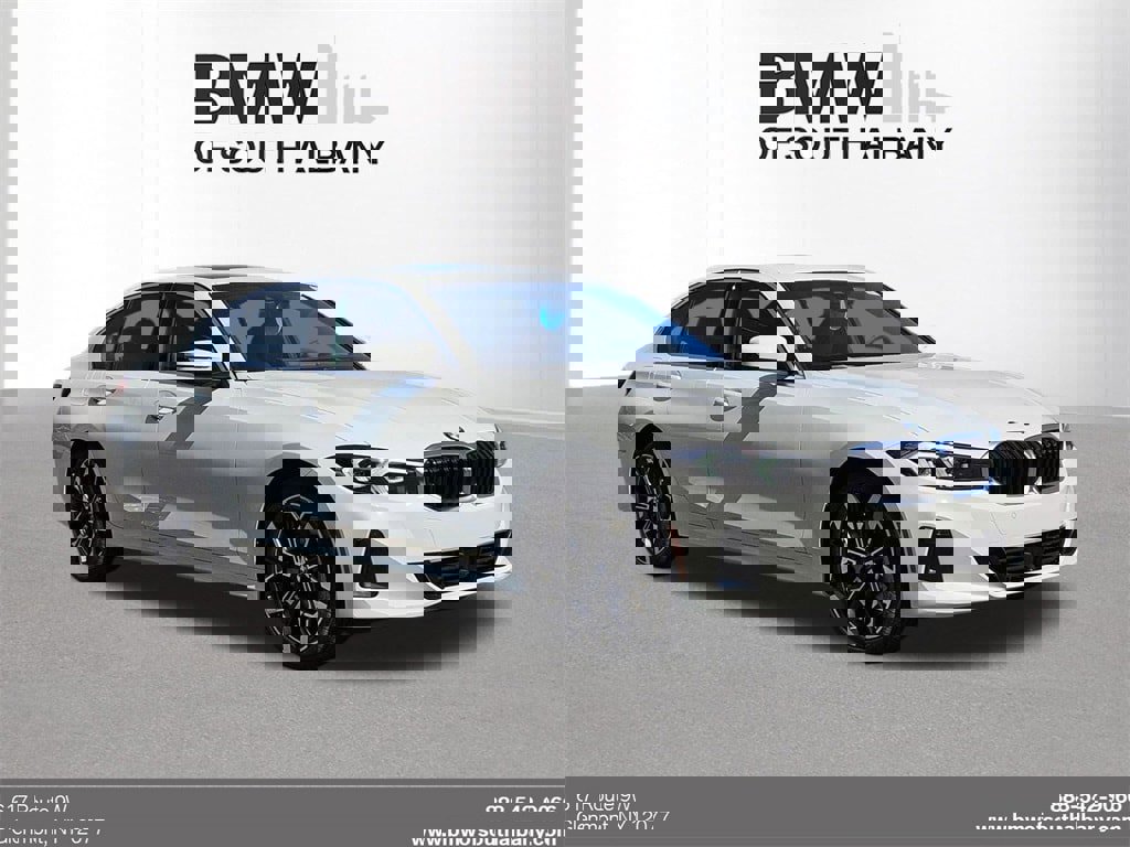 New 2025 BMW 330i xDrive Sedan w/ Convenience Package