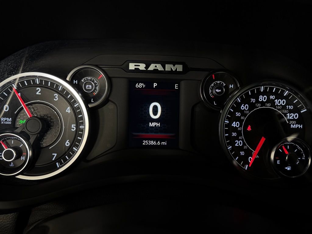 Used 2024 RAM 2500 Big Horn w/ Bed Utility Group image 21