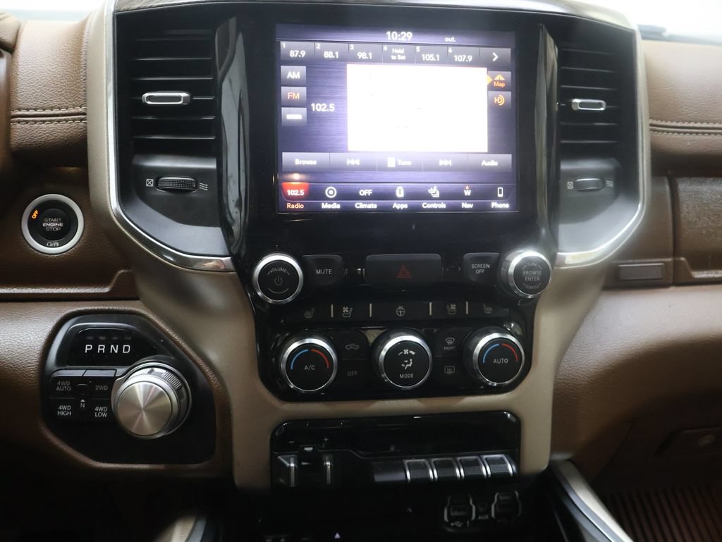 Used 2019 RAM 1500 Laramie AWD/4WD image 23
