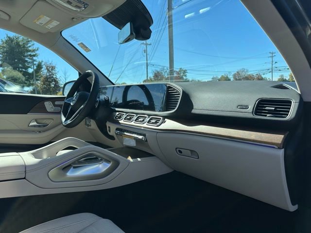 New 2026 Mercedes-Benz GLS 450 4MATIC image 25