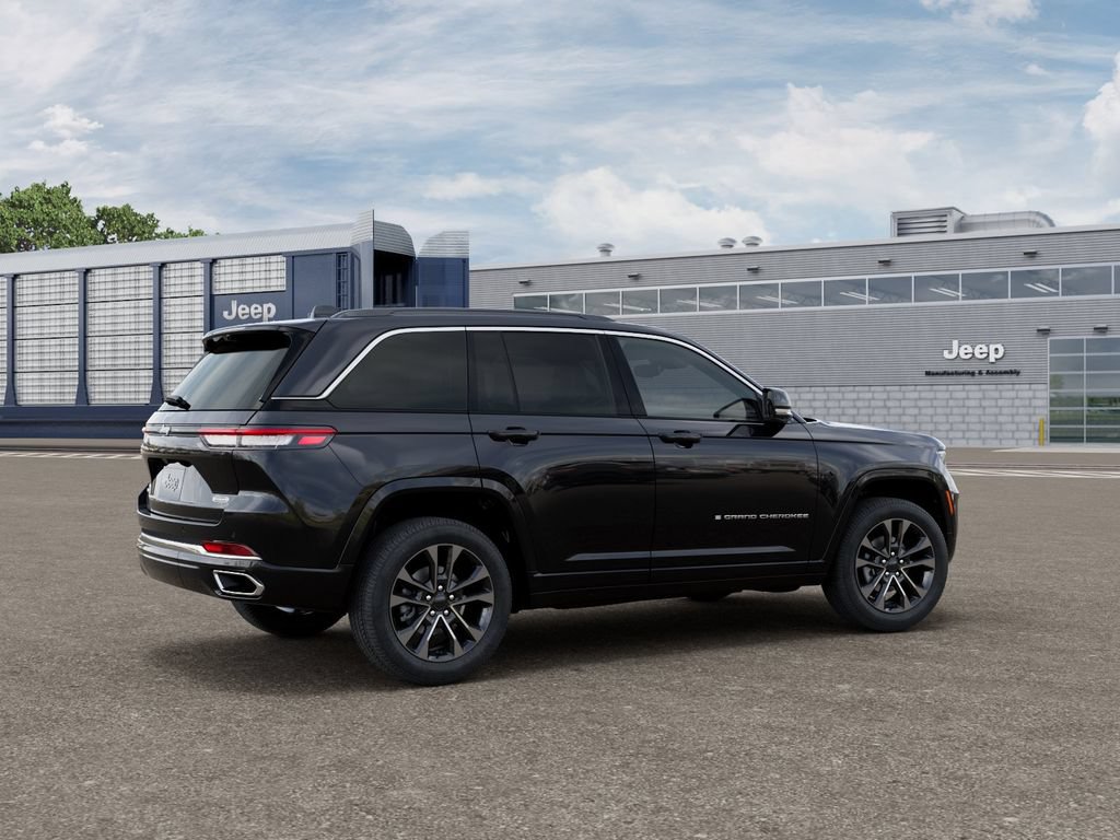 New 2025 Jeep Grand Cherokee Overland w/ Adv Protech Group III AWD/4WD image 4