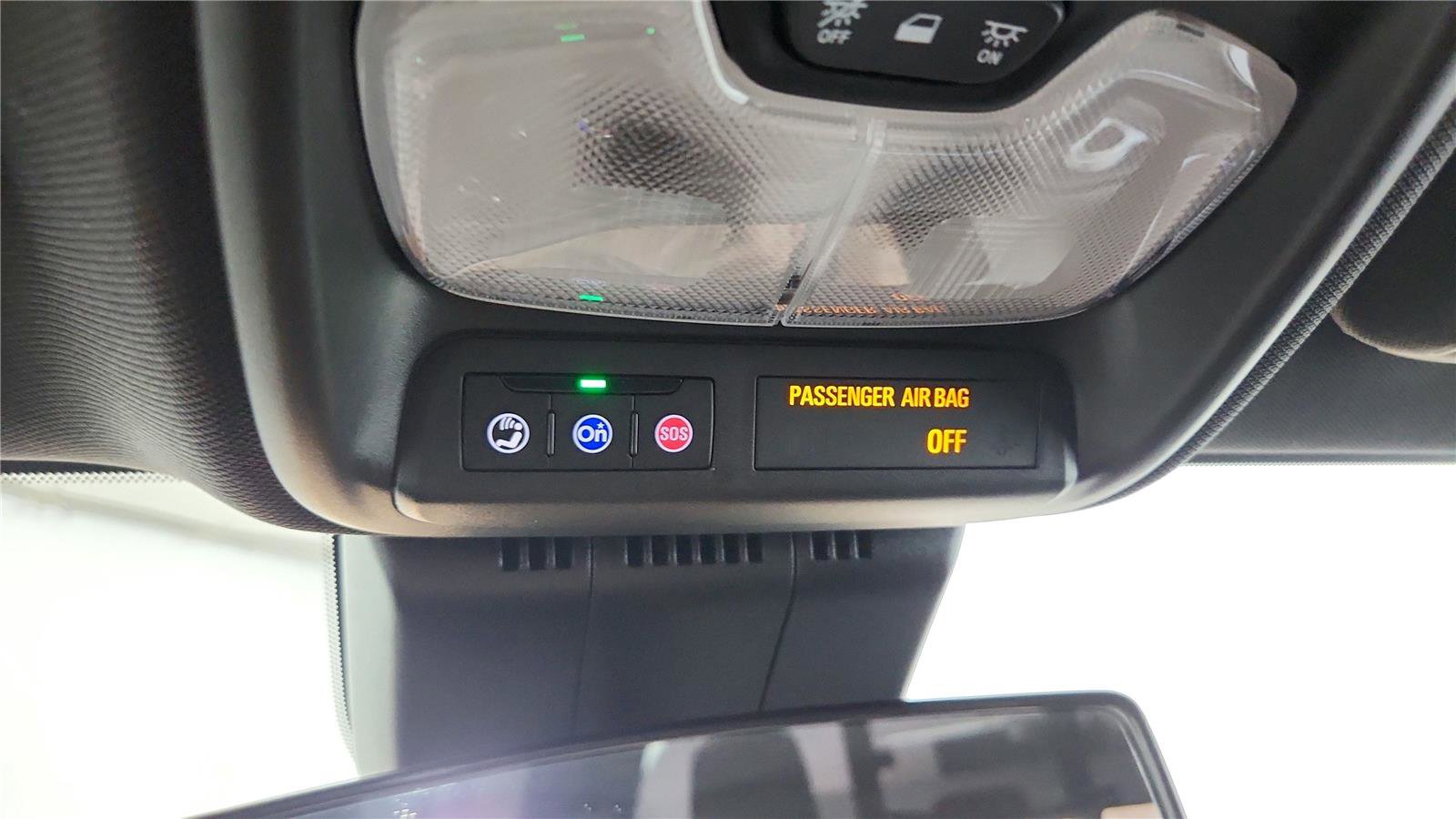 Used 2024 Chevrolet Colorado LT w/ LT Convenience Package AWD/4WD image 27