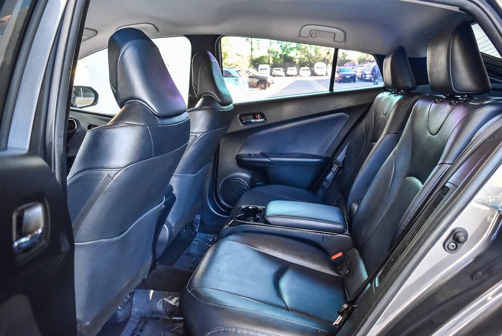 Used 2018 Toyota Prius Prime Premium w/ Carpet Mat Package image 17